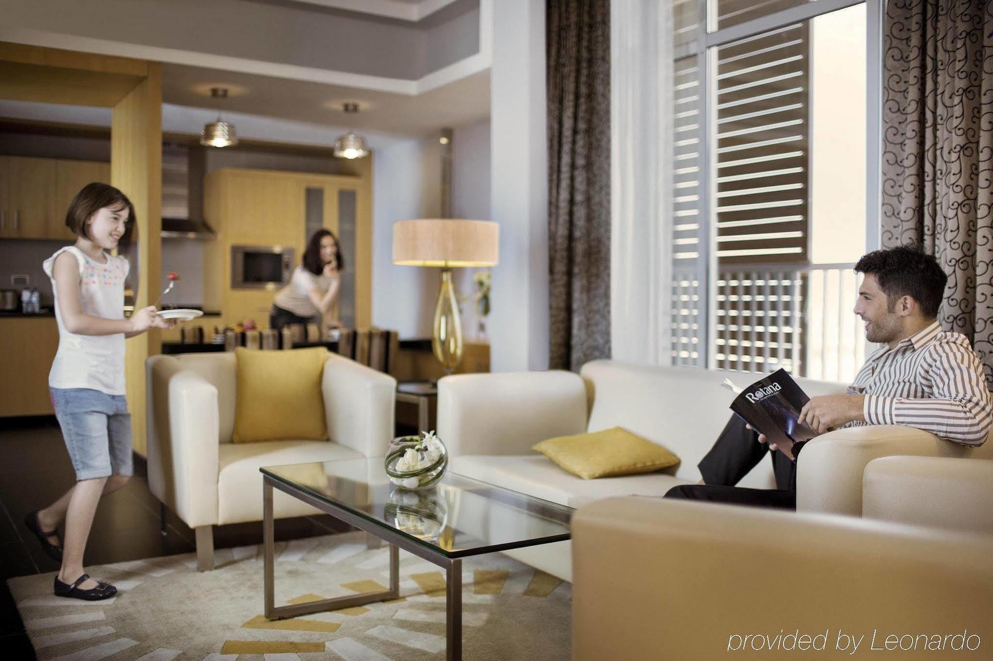 Hala Arjaan by Rotana, Deluxe Hotel Apartments Abu Dhabi Bagian luar foto