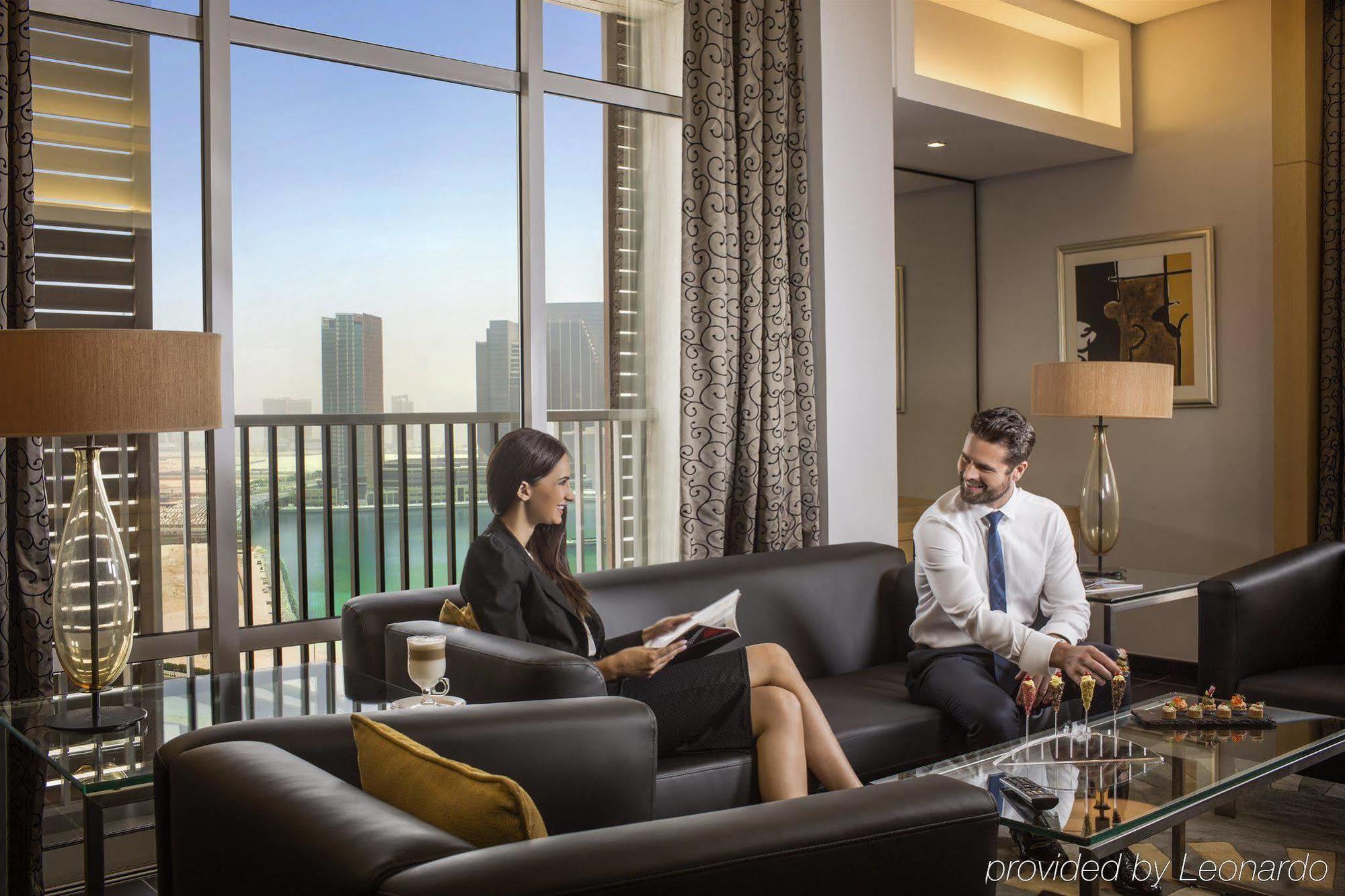 Hala Arjaan by Rotana, Deluxe Hotel Apartments Abu Dhabi Bagian luar foto